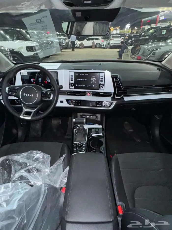 كيا سبورتاج 1600 cc موديل 2025 نص فل 5