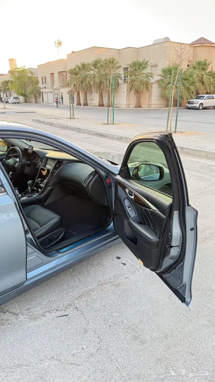 للبيع انفينتي 2016 ديزل Q50 2.2D 9