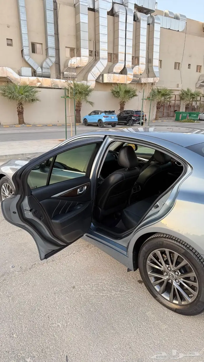 للبيع انفينتي 2016 ديزل Q50 2.2D 8