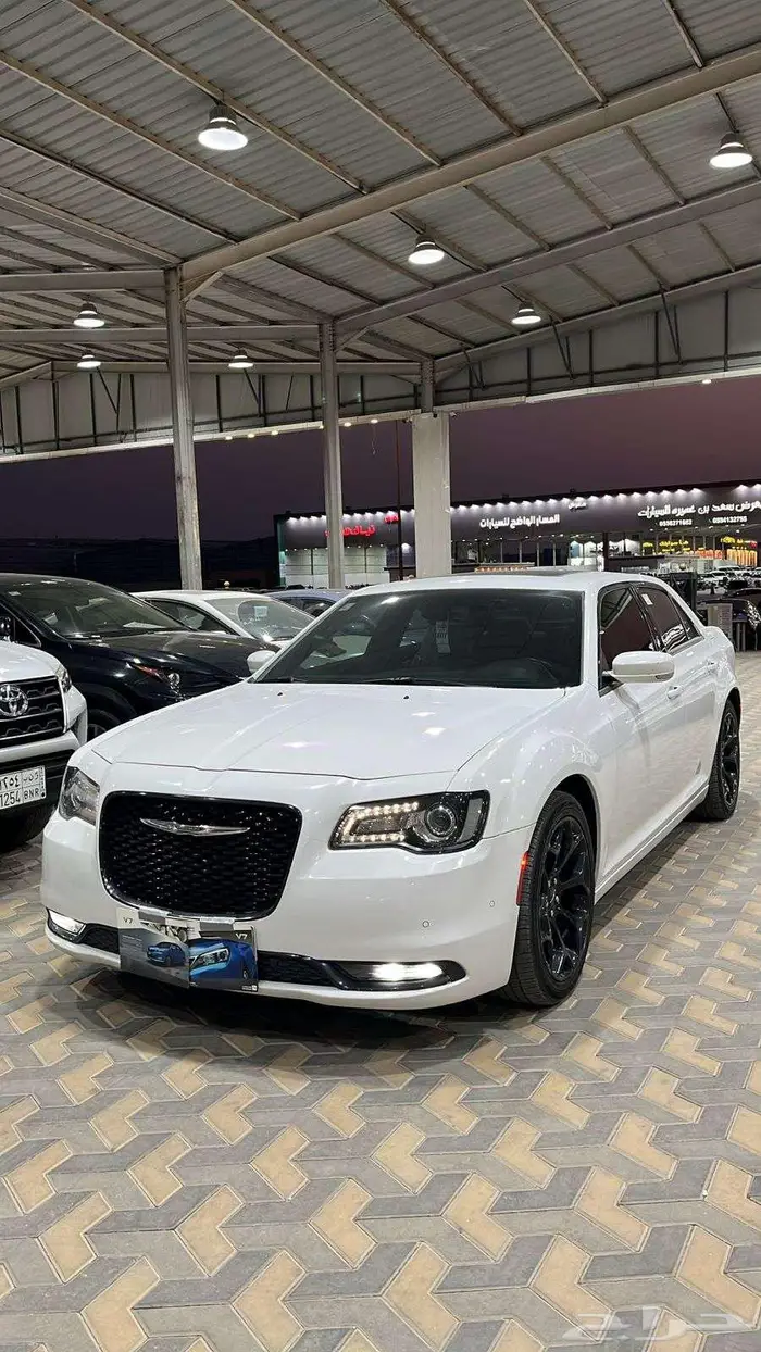 كرايزلر S300 سعودي 6 سلندر موديل 2019 1