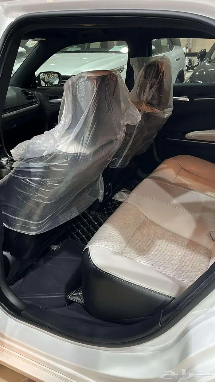 كرايزلر S300 سعودي 6 سلندر موديل 2019 6