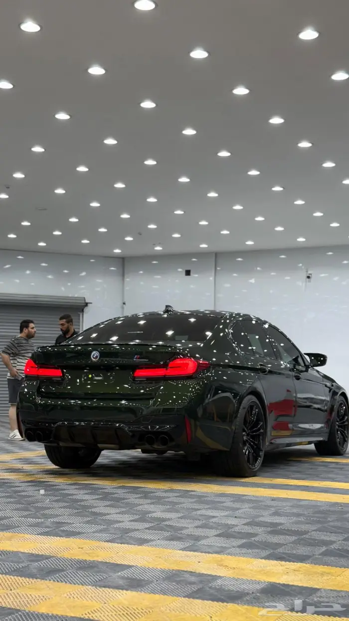 بحالة الوكالة BMW M5 Competition 2023 18