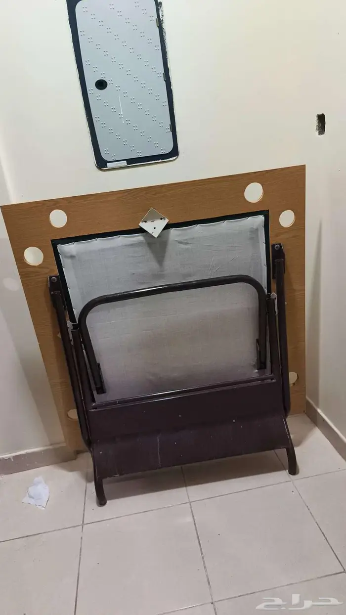 طاولة بلوت بحالة ممتازة 1