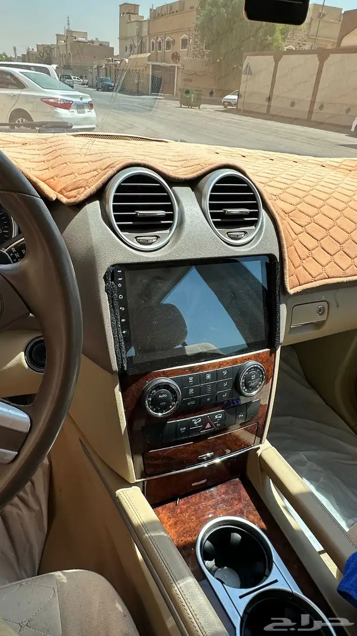 مرسيدس ML ممشى قليل 97الف للبيع . 7