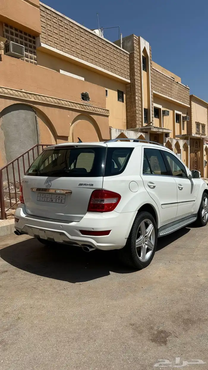 مرسيدس ML ممشى قليل 97الف للبيع . 1