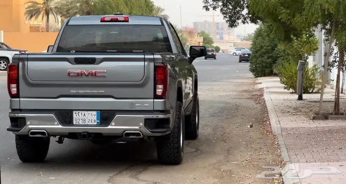 للبيع جمس سييرا gmc sieera 9