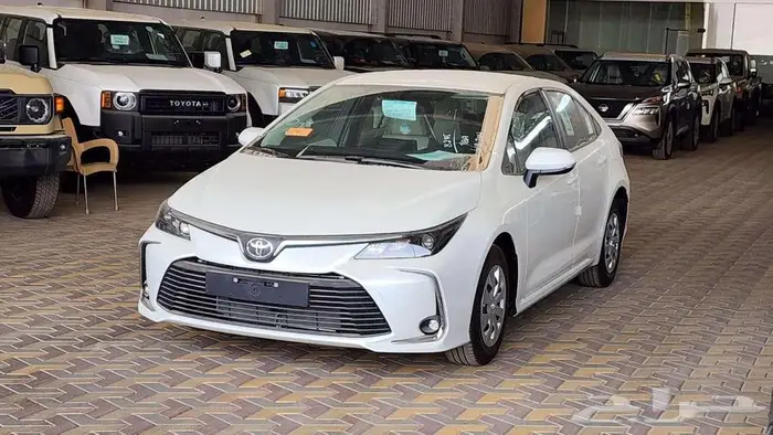 تويوتا كورولا XLI 2.0 طيس بنزين 2025 كاش وأقساااط 2
