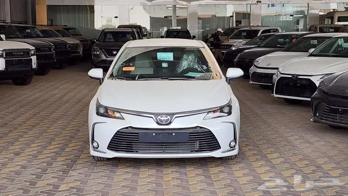 تويوتا كورولا XLI 2.0 طيس بنزين 2025 كاش وأقساااط 4