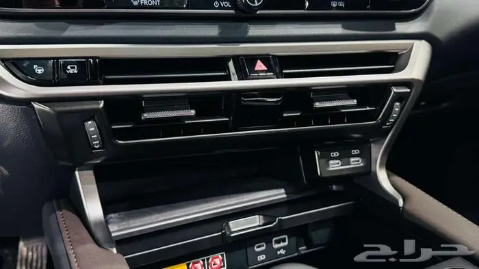 لكزس RX450 h  2024 26