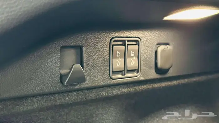 لكزس RX450 h  2024 30