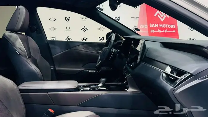 لكزس RX450 h  2024 35