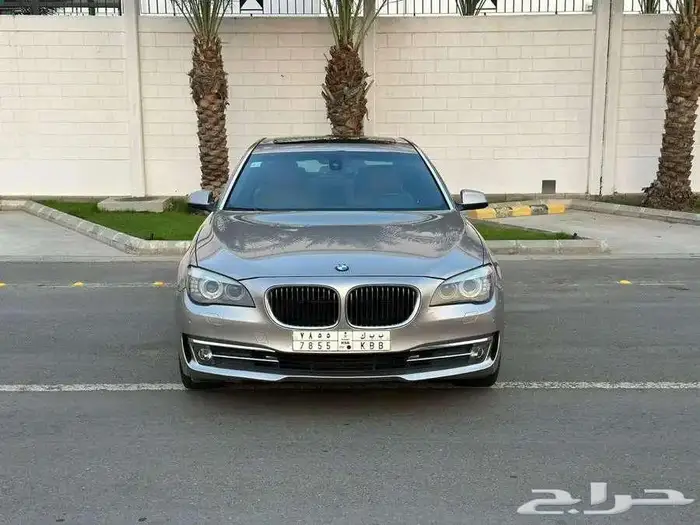 بي ام دبليو الفئة السابعة النوع   730 Li 13