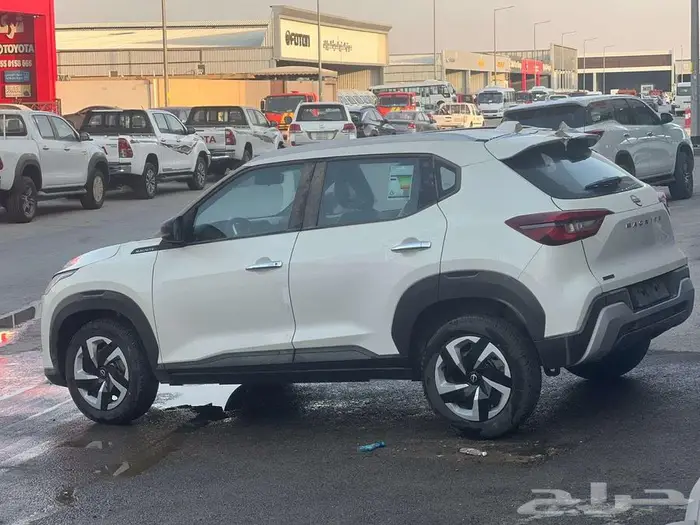 نيسان ماغنايت ستاندر 2025 2