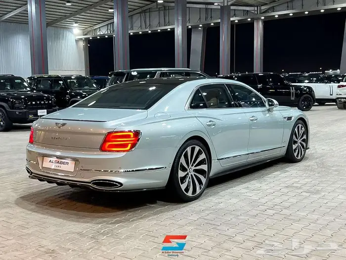 بنتلي فيلانيج سبير _ مباع 5