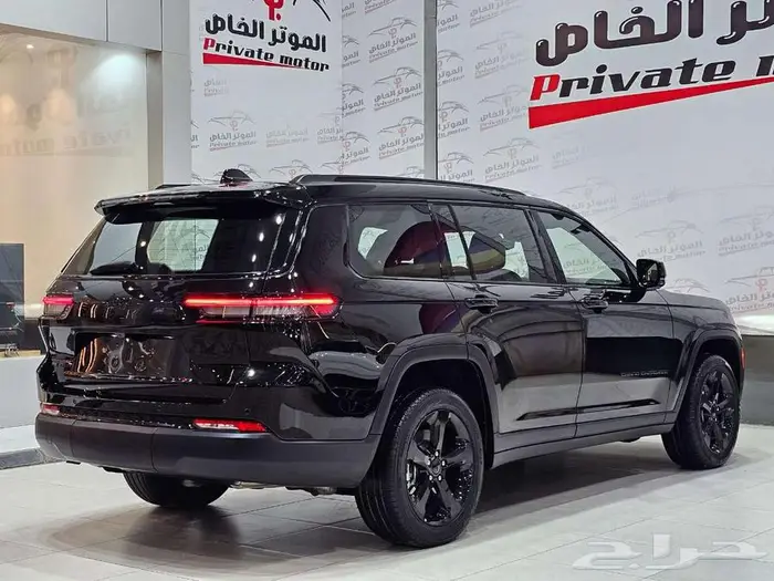 جيب جراند شيروكي بلاك اديشن 2022 4