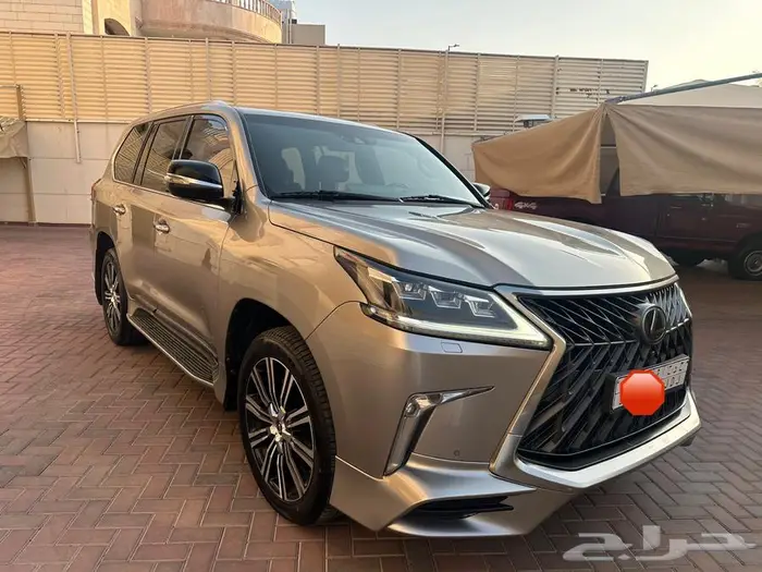جيب لكزس LX570 فل كامل 2018 0
