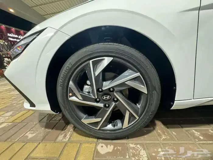 هيونداي النترا 2024 GLX Comfort 7