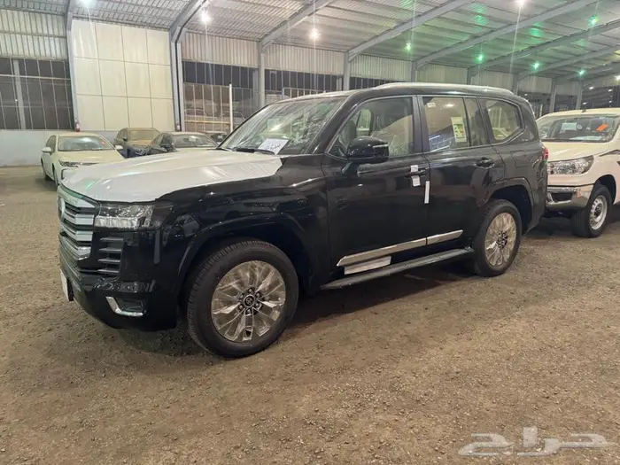 لاندكروزر GXR L4 2025 صادر لوحات 1