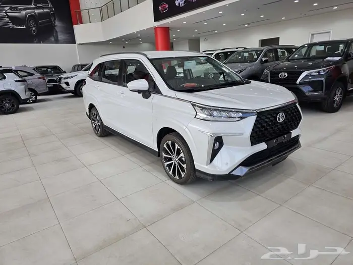 تويوتا فيلوز GLX موديل 2025 7