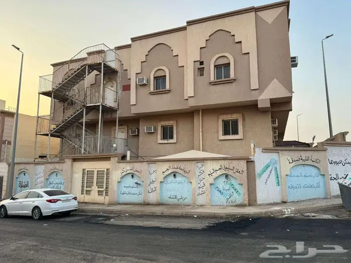 عمارة للإيجار بالمدينة المنورة 3