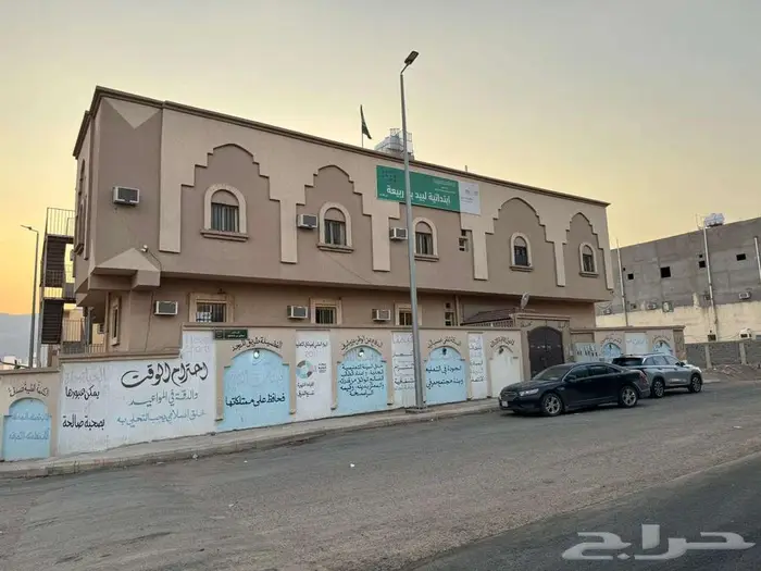 عمارة للإيجار بالمدينة المنورة 2