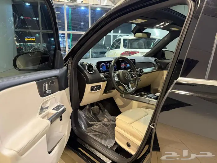 2020 مرسيدس بنز GLB 250 6