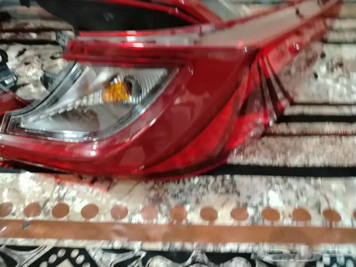 للبيع اصطبات وكاله من كامري اصفار 2