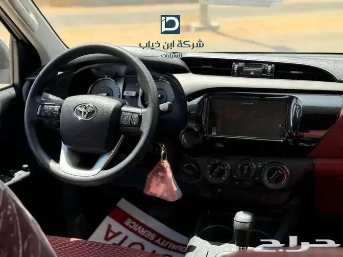 تويوتا هايلوكس بنزين GLX.S الساير 2025 لدى ابن ذياب 3