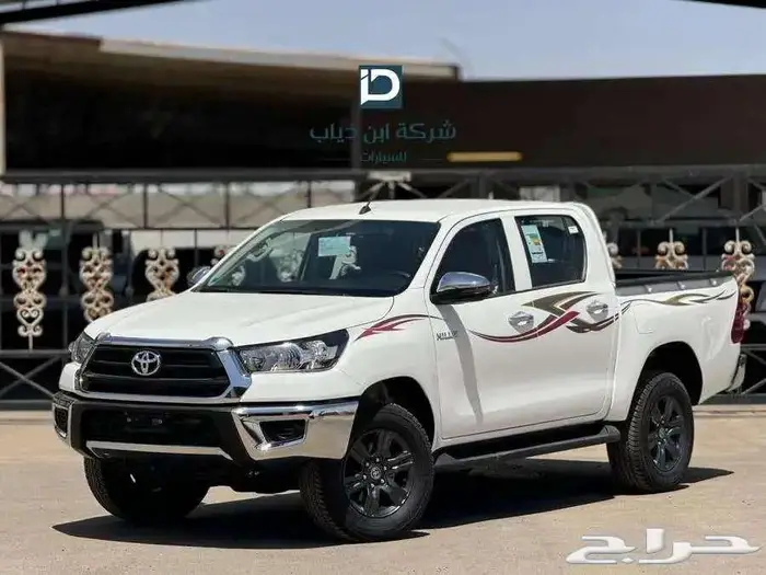 تويوتا هايلوكس بنزين GLX.S الساير 2025 لدى ابن ذياب 0