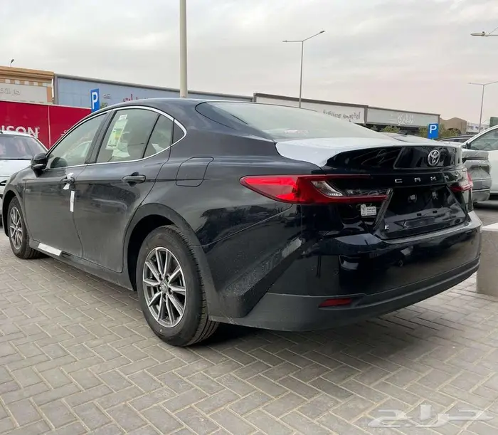 تويوتا كامري 2025 E كاش قسط ايجار منتهي بالتمليك 5