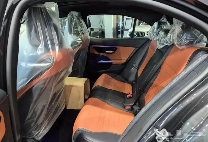 مرسيدس C200 - 2025 اصفار 6