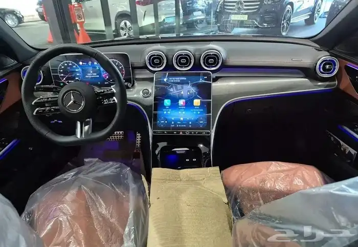 مرسيدس C200 - 2025 اصفار 3