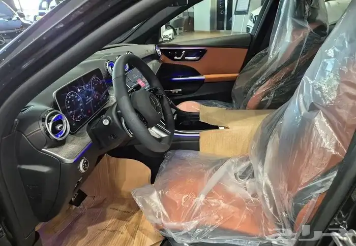 مرسيدس C200 - 2025 اصفار 7