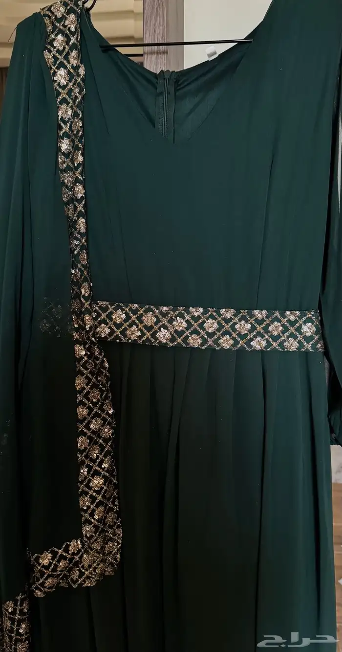 فستان مستعمل للبيع 3