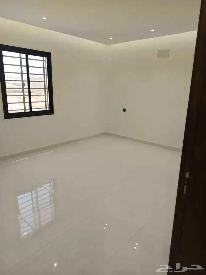 ارواف علويه وارضيه خميس مشيط مخطط 2 للبيع 2