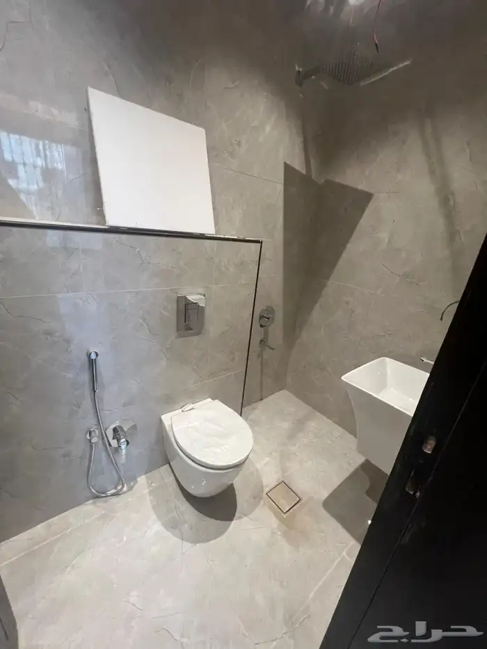 ادوار للبيع فاخرة وتشطيب راقي 3