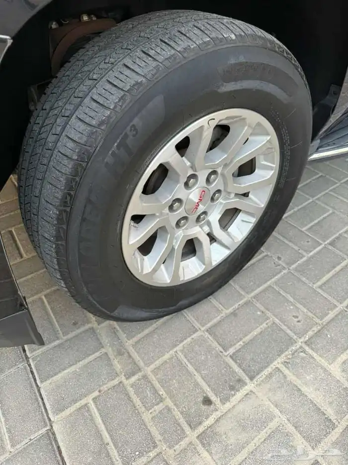 2018 GMC Yukon SLE 13