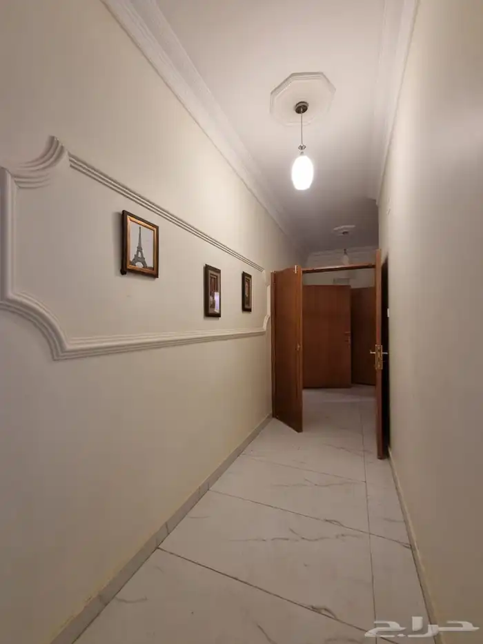 للبيع فيلا شغل شخصي بحي الافق موقع ممتاز وقريب للخدمات 6