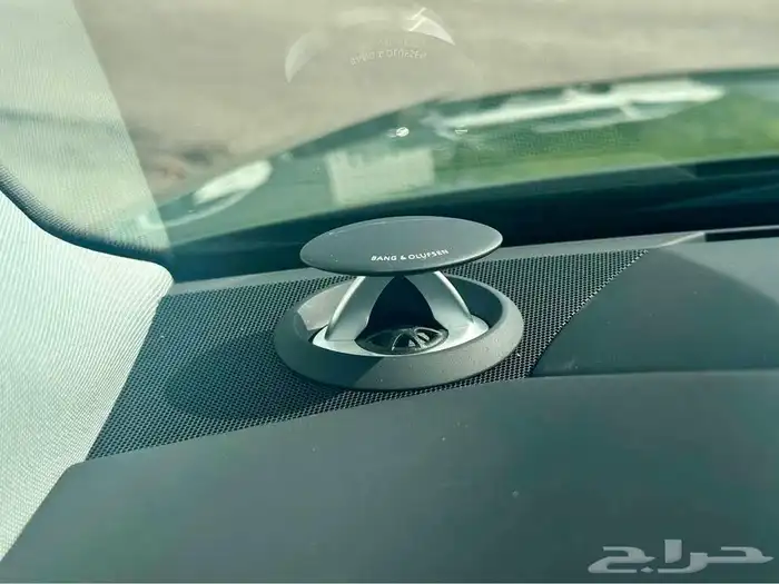 للبيع اودي S8 موديل 2022 لون خرافي وارد كندا 6
