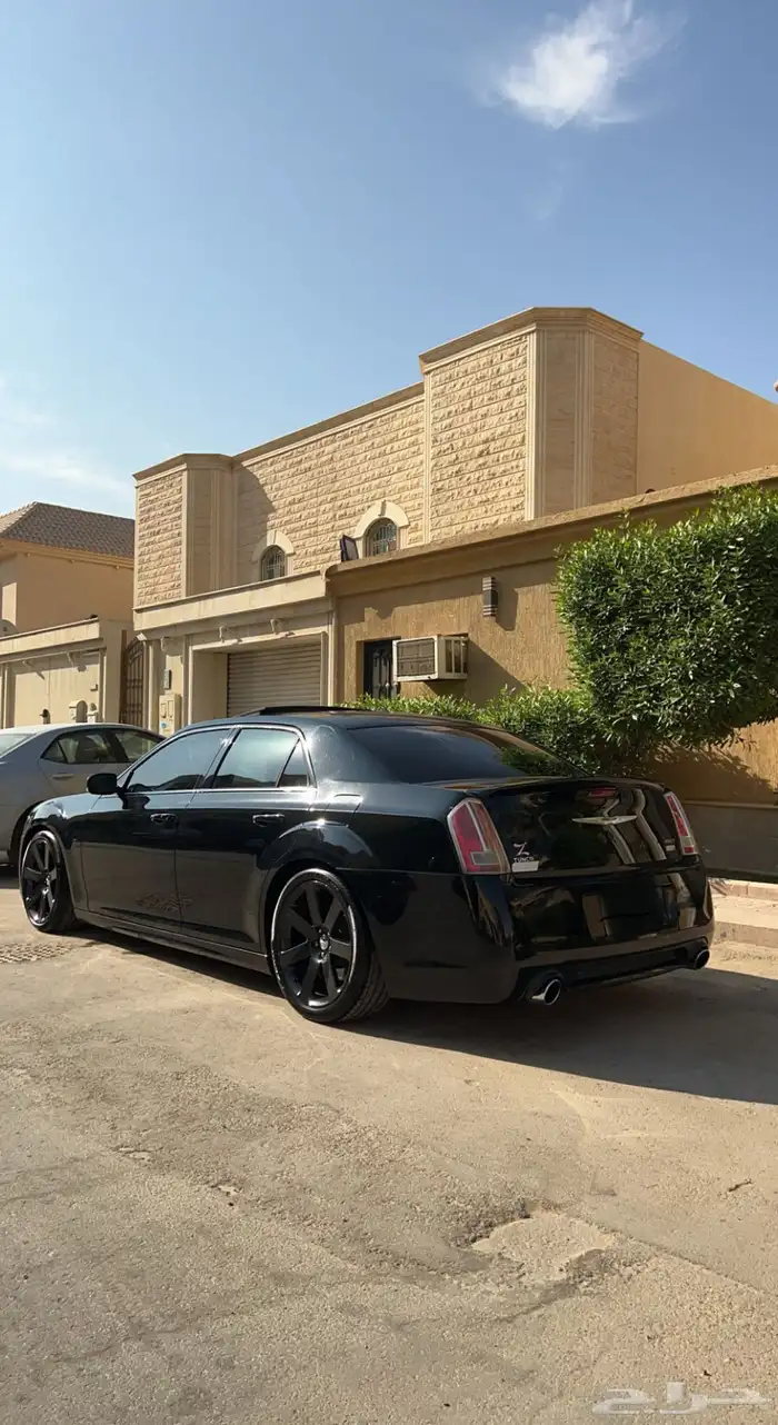كرايسلر srt اس ارتي 5
