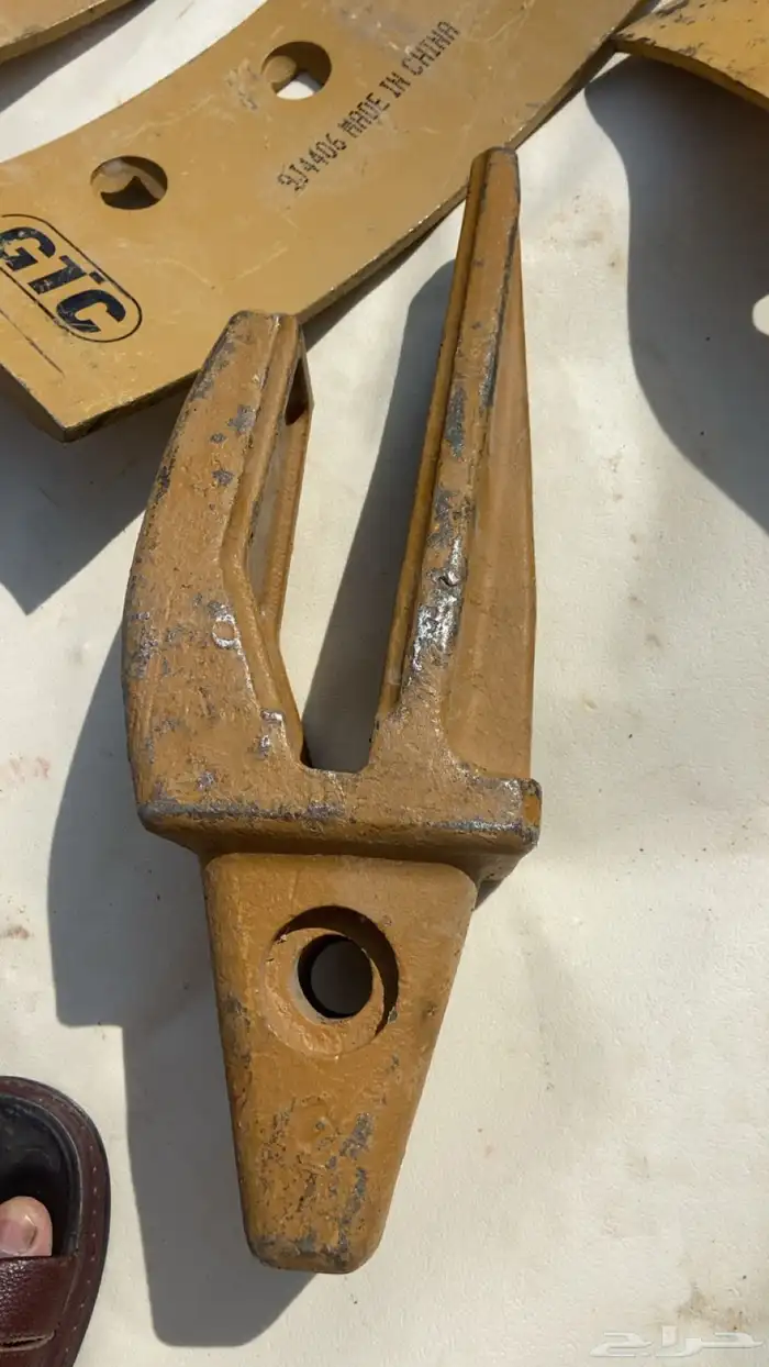 قطع غيار معدات ثقيله 0