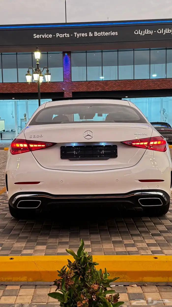 مرسيدس C300 4MATIC 13