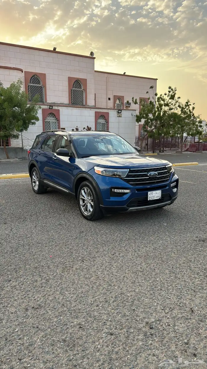 اكسبلورر 2022 دبل XLT بانوراما نظيف 7
