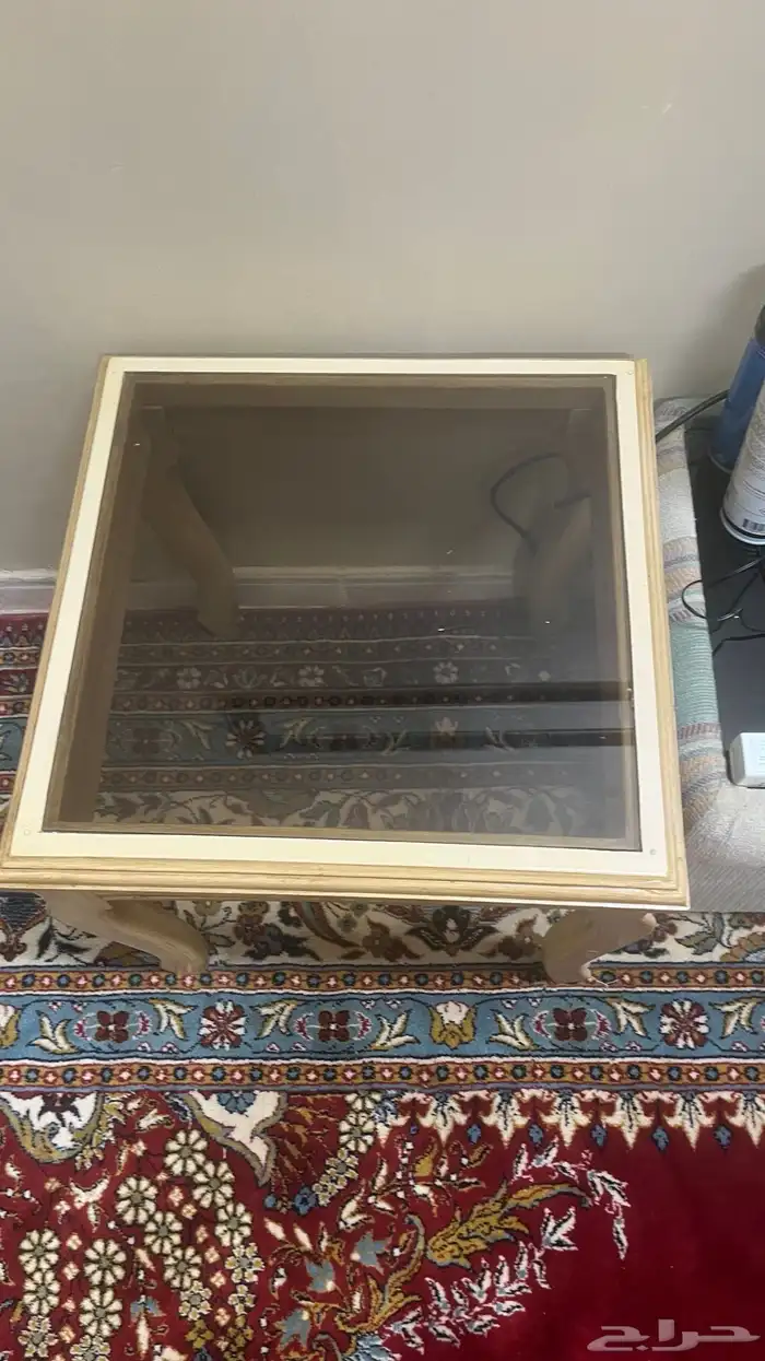للبيع كنب وطني فاخر بحالة ممتازة 4