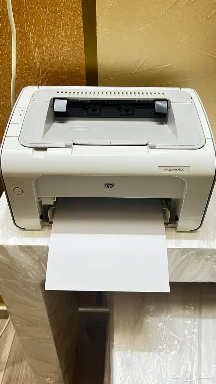 طابعة HP LaserJet P1102   أبيض وأسود ممتازة جدا 1