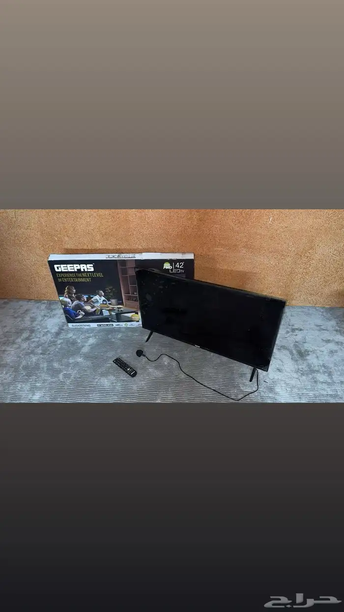 شاشه 42 بوصه سمارت كل شي معاها شبه جديده 0