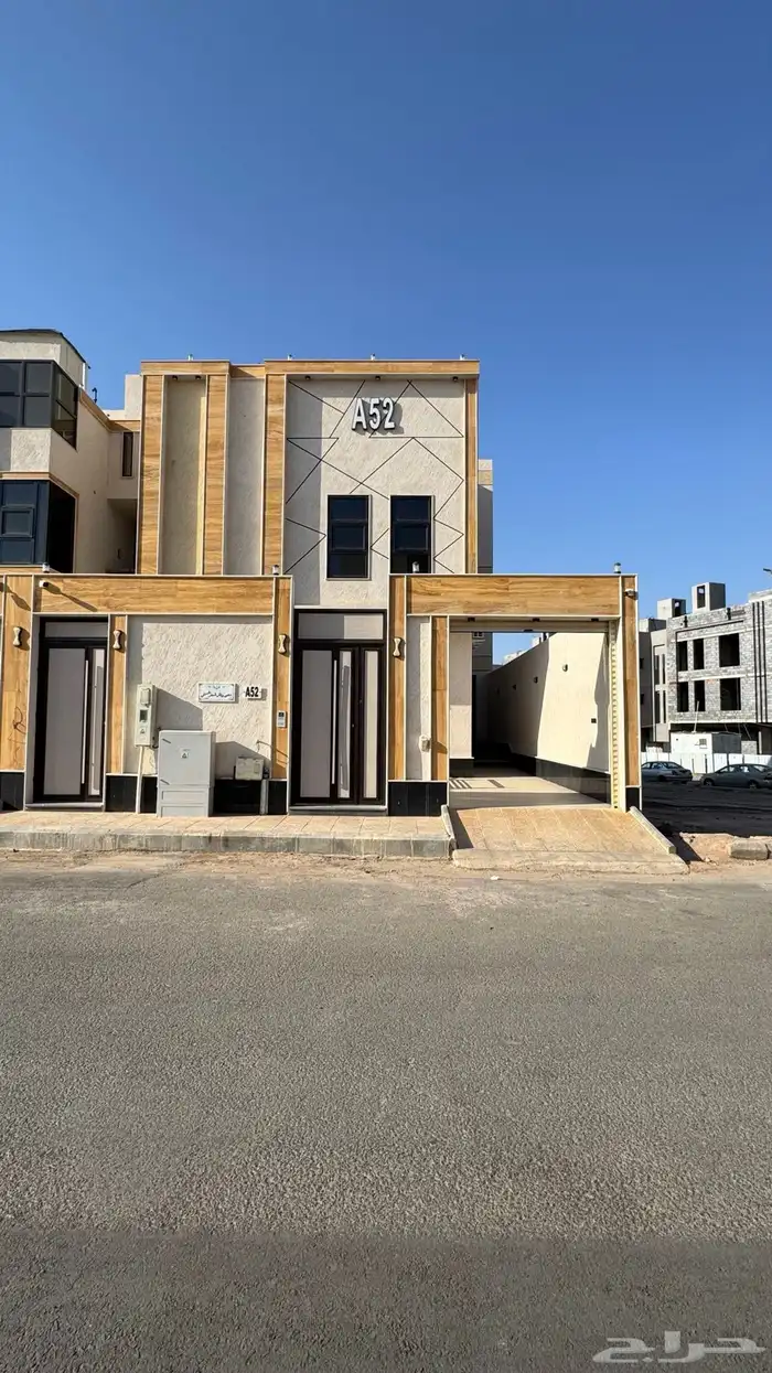 فيلا للبيع مخطط العالية بموقع مميز 0
