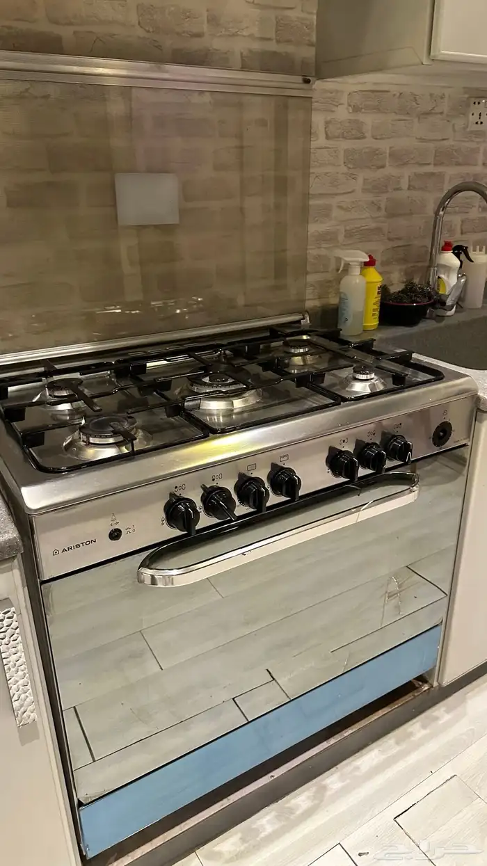 مطبخ بملحقاته ثلاجه مكرويف فرن دولايب خزائن للبيع كامل 4