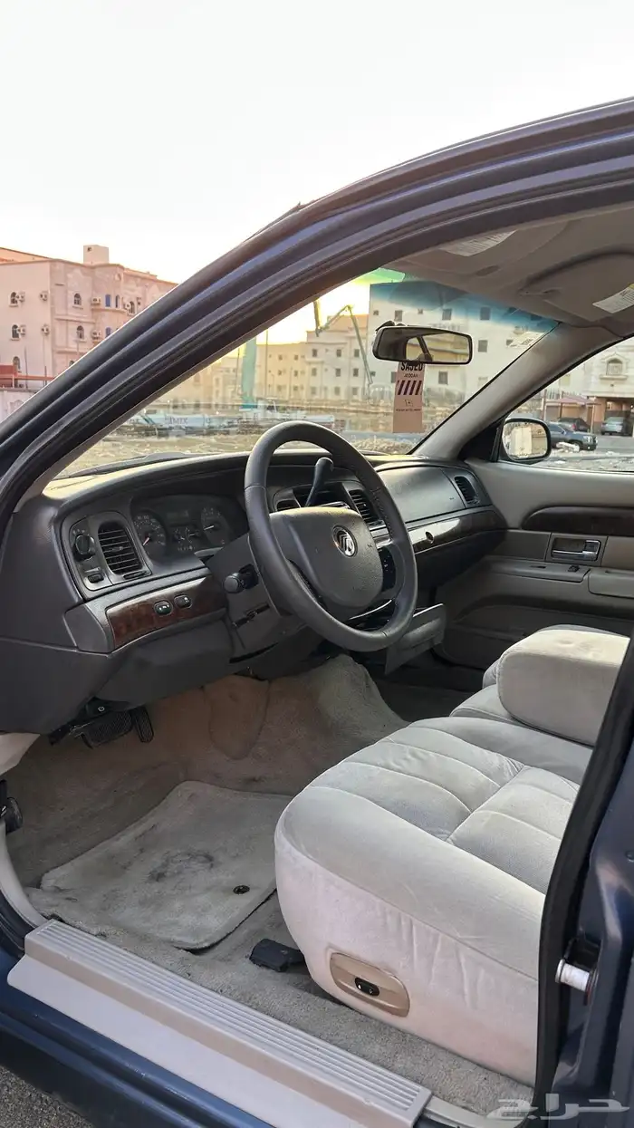 فورد جراند ماركيز للبيع 10