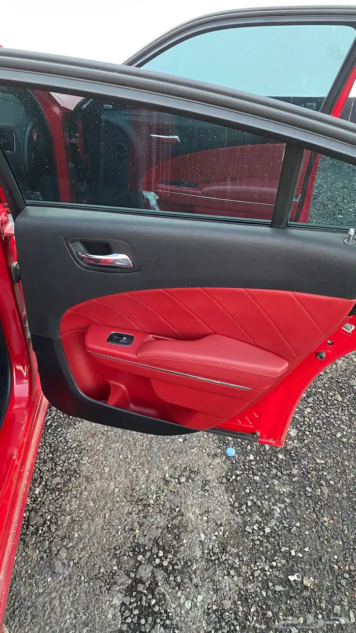 ( تم البيع ) تشارجر RT رود اند ترك مخزن ثاني مالك 27